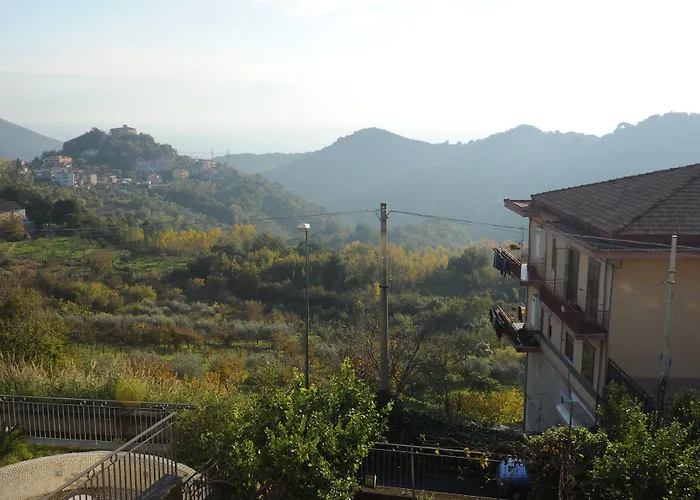 Viale Delle Colline Отель типа 