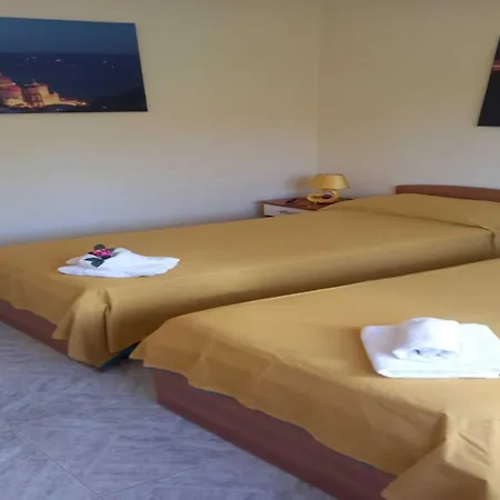 Oda ve Kahvaltı Viale Delle Colline Salerno